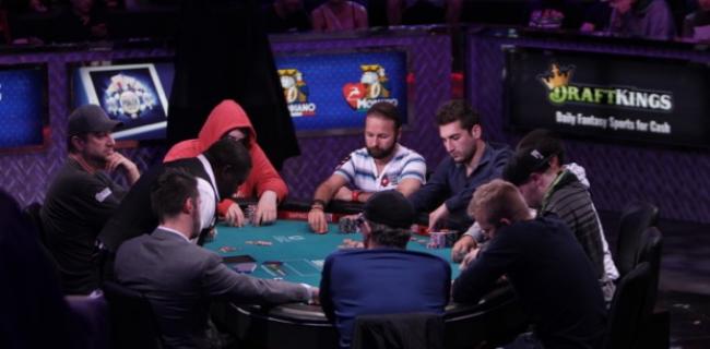 Daniel Negreanu’s Dramatic Final Day at the 2015 WSOP (Photos)