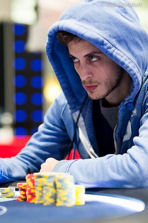 Poker chance of flopping a set