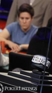 Vanessa Selbst and the Bracelet
