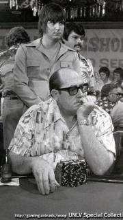 Eric Drache Behind Doyle Brunson