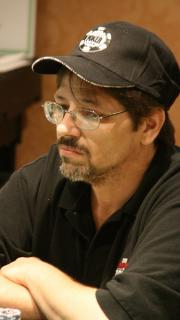 Carlos Uz