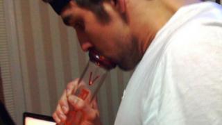 michael phelps bong