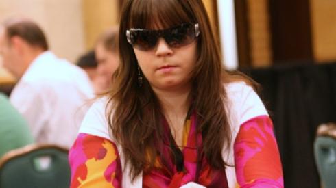 Annette Obrestad