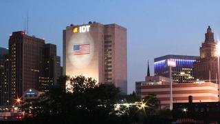 NewarkNewJerseyatnight