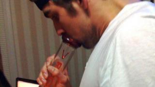 michael phelps bong
