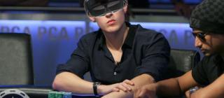 assets/photos/_resampled/croppedimage320140-Mike-McDonald-HoloLens.jpg