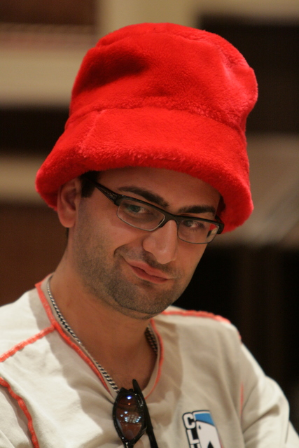 Antonio Esfandiari
