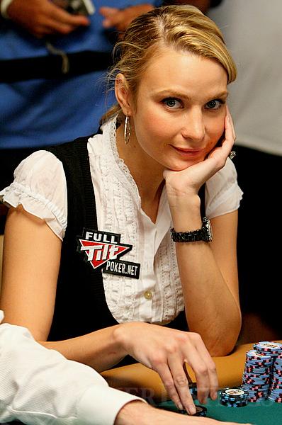 Erica Schoenberg