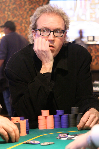 Everett Carlton