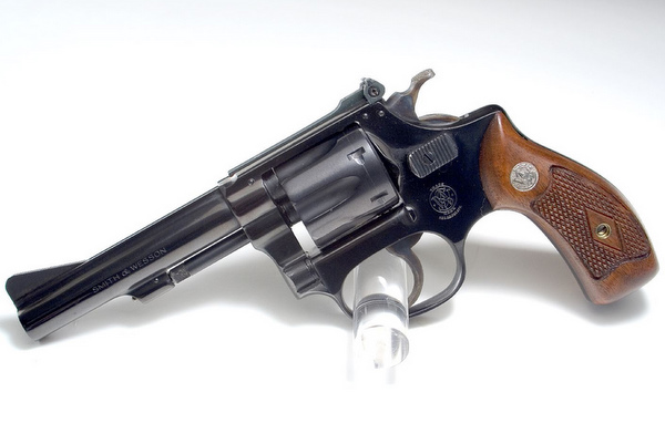 Guns don't kill people.