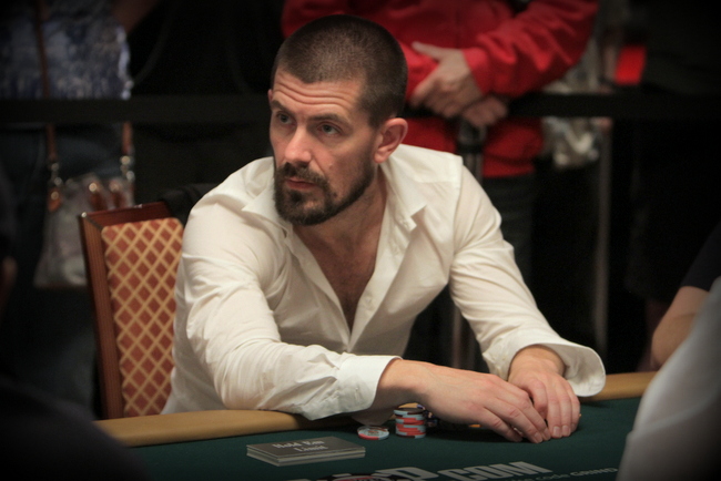 Lo Poker Player Lo Poker Player