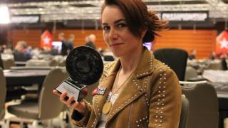 liv boeree sopa trophy 2