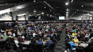 playground poker club