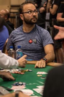 Daniel Negreanu 4