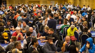 your poker table