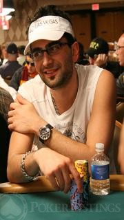 Antonio Esfandiari