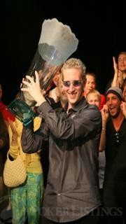 ElkY and the Trophy