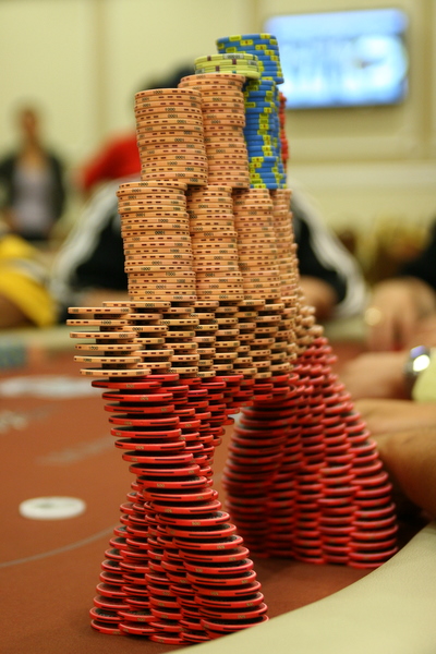 lol Citere Blinke Rant: Stack Your Tournament Chips in Towers of 20 | Poker Tips