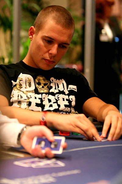 Noah boeken poker games